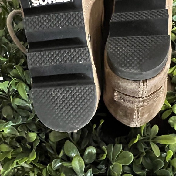 Sorel Women’s Joan of Arctic Wedge Mid Boot in Ash Brown - Picture 10 of 11